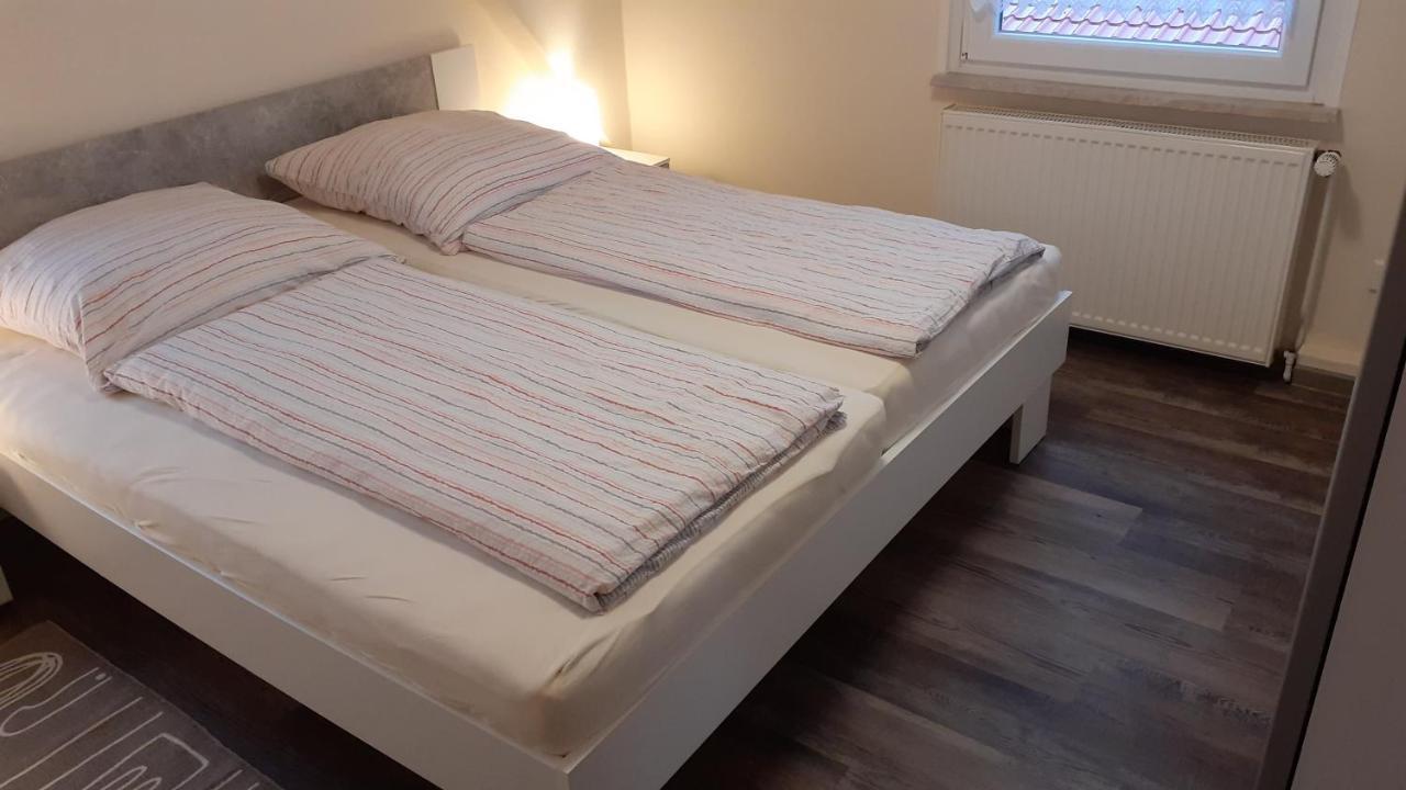 Familienurlaub In Ostfriesland Fuer Max 7 Pers In 2 Wohnungen, Auch Einzeln Wohnungen Utarp Zewnętrze zdjęcie